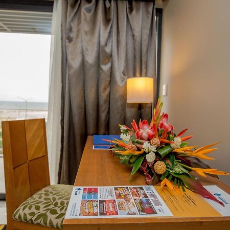 Ela Beach Hotel Port Moresby Zimmer foto